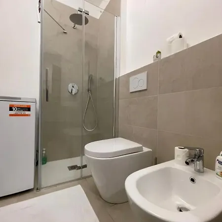Apartment Regina In Sky Santa Giulia - Sky Tv, Wifi E Breakfast Box *